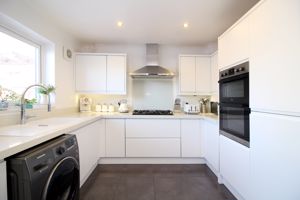 Kitchen/Diner- click for photo gallery